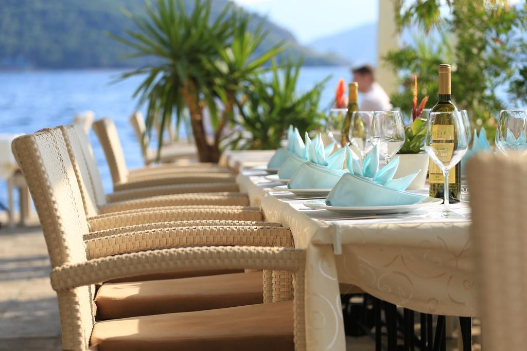 Hotel Admiral Perast Esterno foto